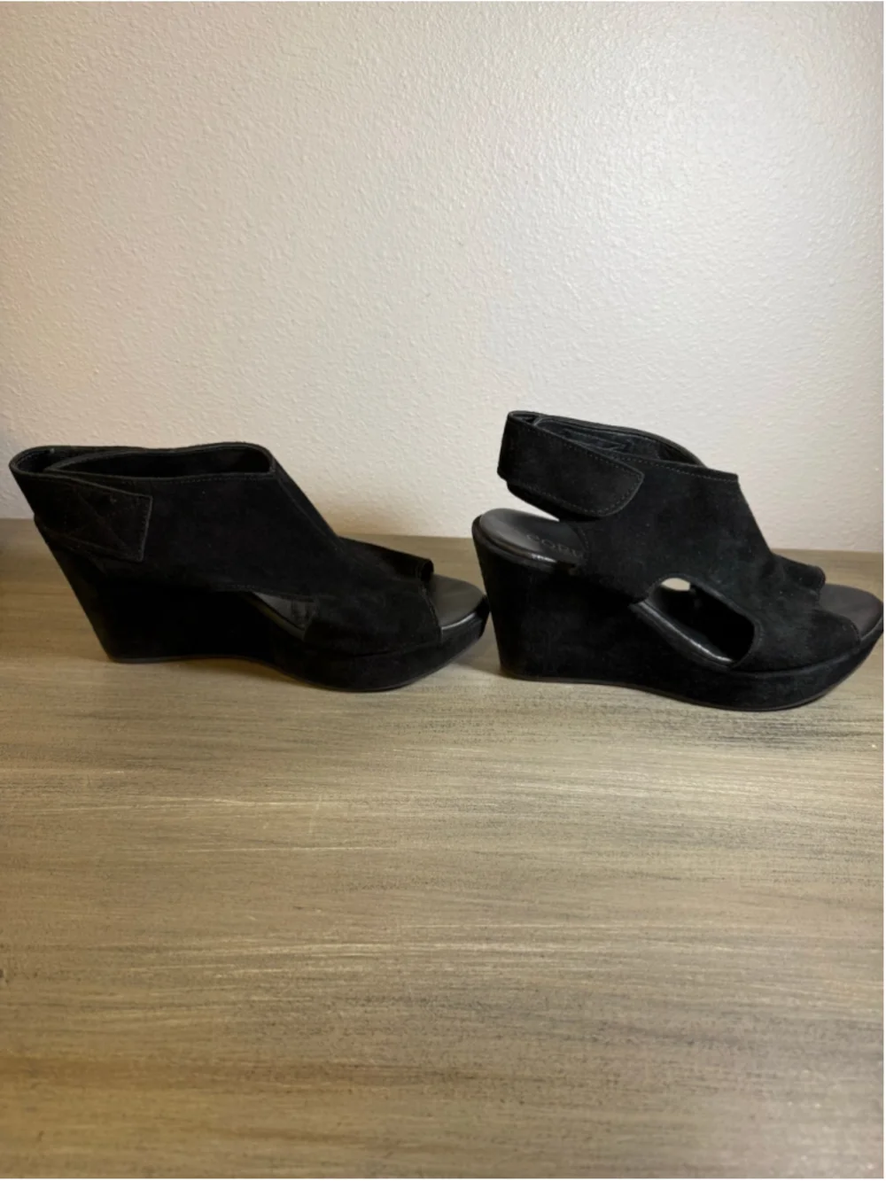 Cordani Reed Black Suede Platform Wedge Sandal Booties Size 9 / 39